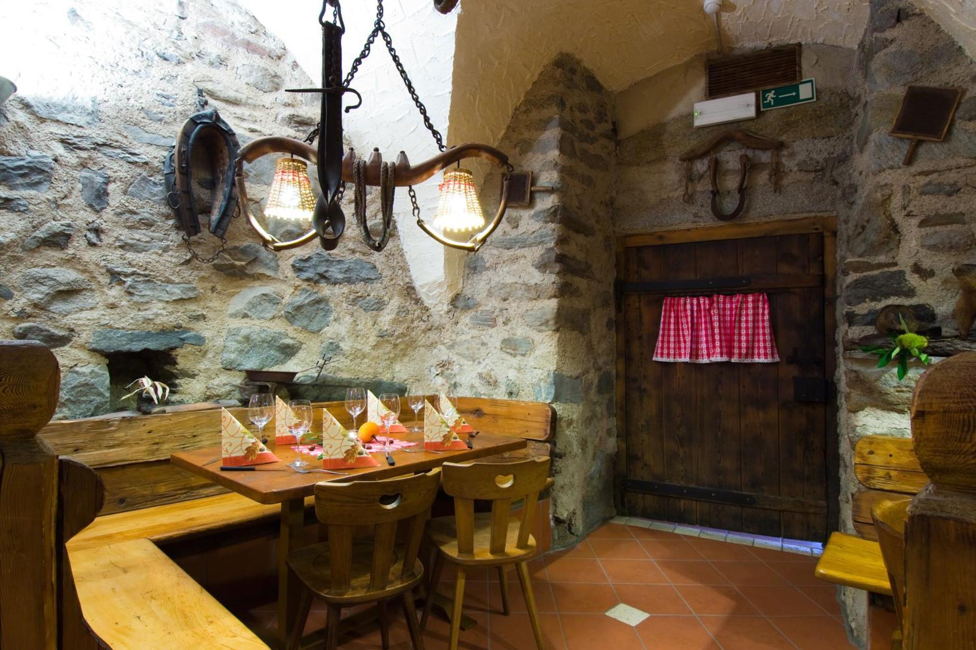 Hotel Loewenwirt Чермес Екстериор снимка