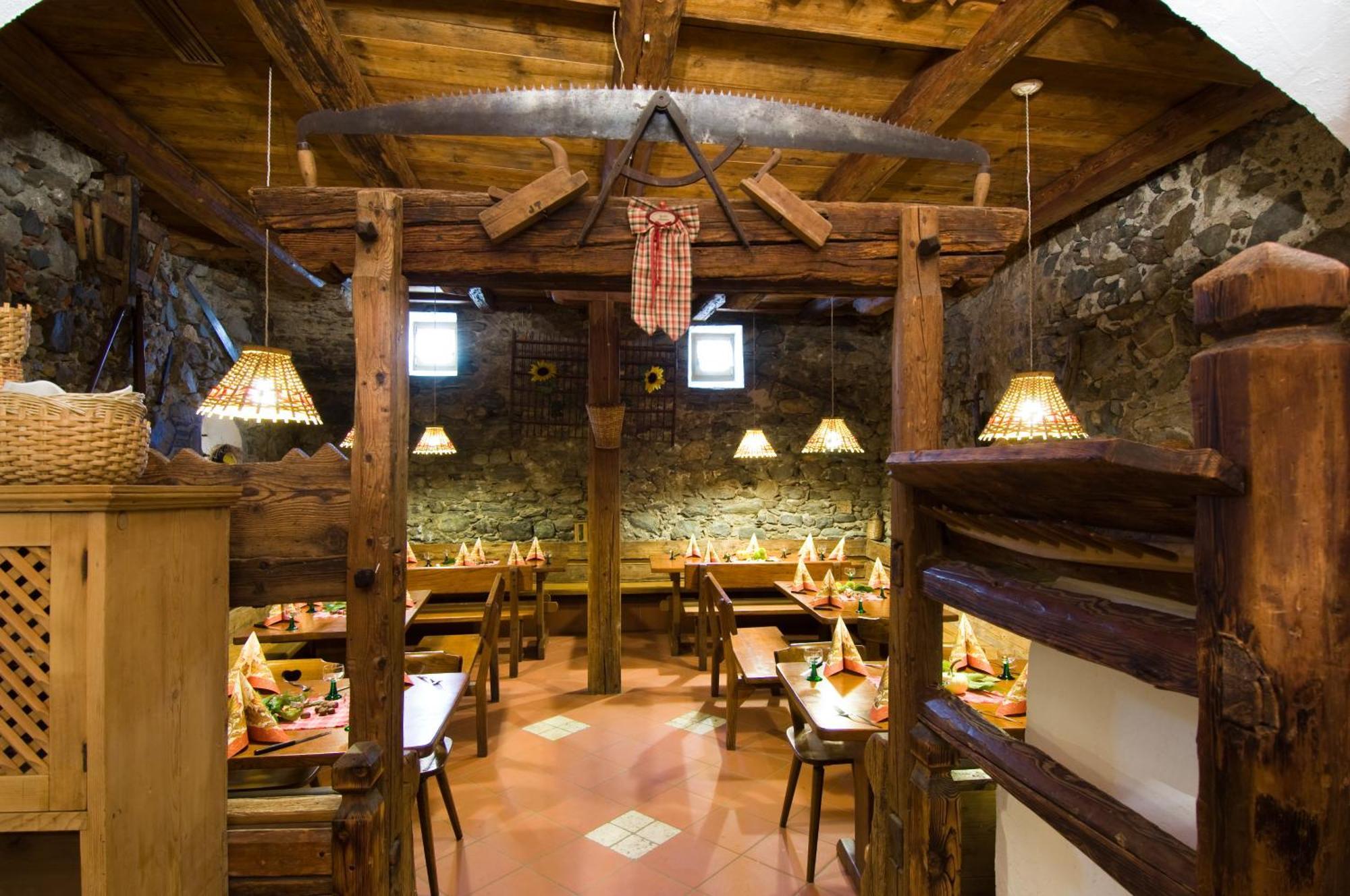 Hotel Loewenwirt Чермес Екстериор снимка
