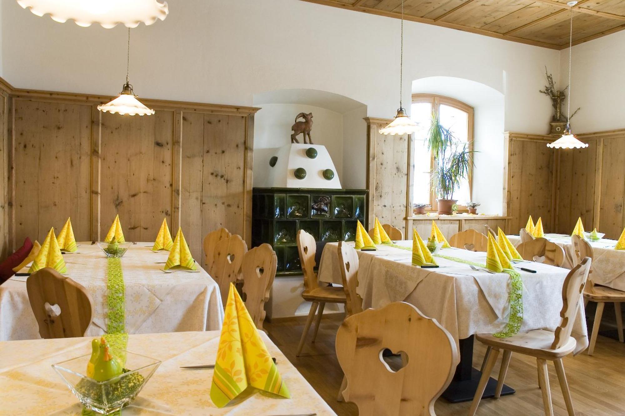 Hotel Loewenwirt Чермес Екстериор снимка